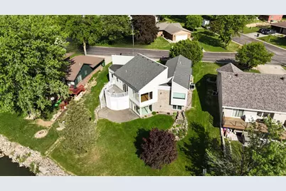 1976 Bay Street, Worthington, MN 56187 - Photo 7