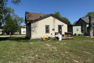 408 N Jefferson St, Minneota, MN 56264 - Photo 3