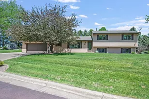 68 Southwood Dr, Fairmont, MN 56031 - Photo 1