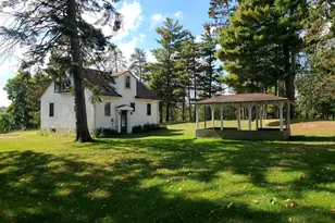 103 SW 4th St, Grand Rapids, MN 55744 - Photo 3