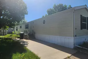 102 Jaybee Ln, Mankato, MN 56001 - Photo 1