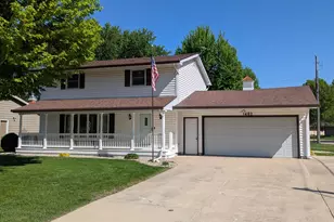 1602 Southview Ln, Albert Lea, MN 56007 - Photo 1