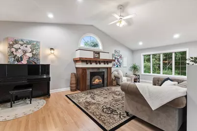 1051 9th Street SW, Pine City, MN 55063 - Photo 9