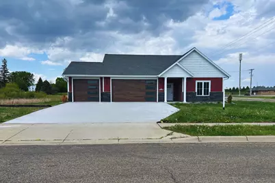 480 Stoneridge Lane NE, Owatonna, MN 55060 - Photo 1