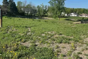 1958 Campfire Dr E, Waconia, MN 55387 - Photo 1