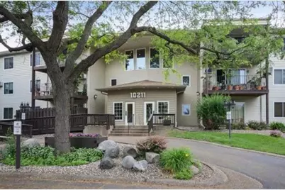 10211 Cedar Lake Road #105, Minnetonka, MN 55305 - Photo 1