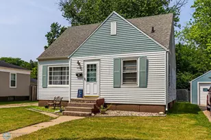 1538 10th St N, Fargo, ND 58102 - Photo 3
