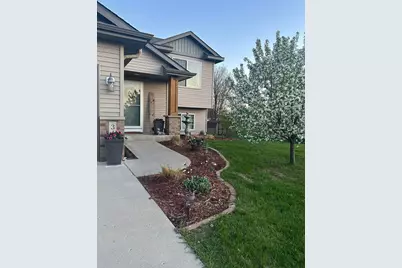 345 Horizon Drive, Le Center, MN 56057 - Photo 1