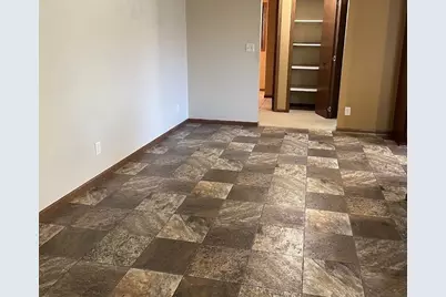 413 River Bluff Drive, Windom, MN 56101 - Photo 7