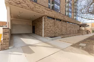 207 5th Ave SW, Rochester, MN 55902 - Photo 9