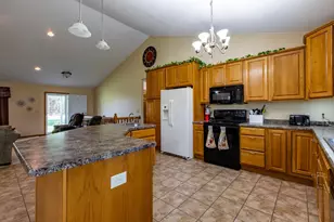 22842 530th St, West Concord, MN 55985 - Photo 11