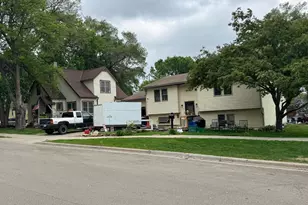 315 Poplar St, Northfield, MN 55057 - Photo 1