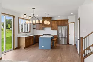 441 Mario Dr, Vadnais Heights, MN 55127 - Photo 3