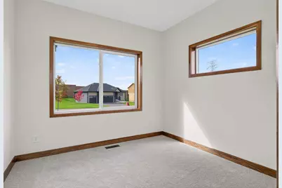 441 Mario Drive, Vadnais Heights, MN 55127 - Photo 7