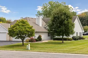 19767 Waterford Ct, Excelsior, MN 55331 - Photo 3