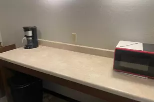 812 Hills Ave, Jackson, MN 56143 - Photo 3