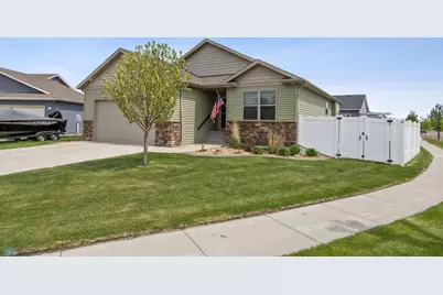 5409 47th Avenue S, Fargo, ND 58104 - Photo 1