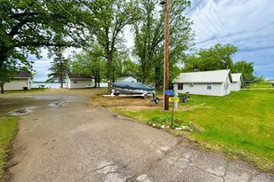 27621 Co Hwy 83, Battle Lake, MN 56515 - Photo 23