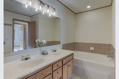 4316 Clemson Circle #B, Eagan, MN 55122 - Photo 15