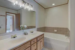 4316 Clemson Cir, Eagan, MN 55122 - Photo 15