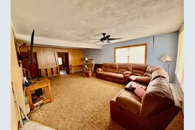 113 6th Avenue SE, Baudette, MN 56623 - Photo 3