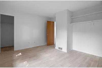 1040 13th Avenue SE, Minneapolis, MN 55414 - Photo 9