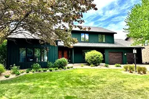 1108 Maple St, Alexandria, MN 56308 - Photo 1