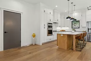 5742 Shady Oak Road S, Minnetonka, MN 55343 - Photo 7