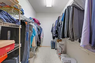 8207 Norman Creek Trail, Bloomington, MN 55437 - Photo 15