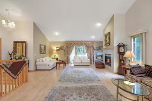 8207 Norman Creek Trail, Bloomington, MN 55437 - Photo 5