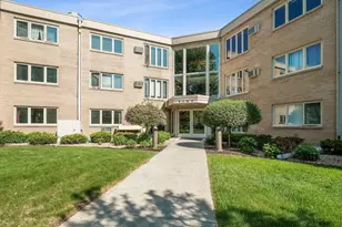 4360 Brookside Ct, Edina, MN 55436 - Photo 1