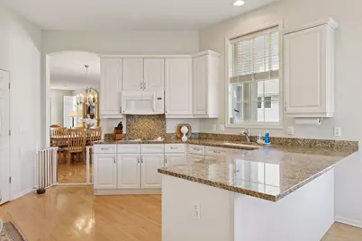 4555 Jewel Lane N, Plymouth, MN 55446 - Photo 9