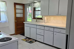 114 N 6th Ave, Albert Lea, MN 56007 - Photo 9