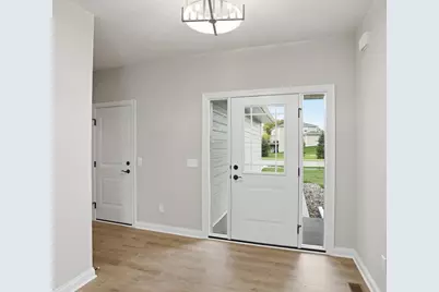 15587 Hampshire Avenue S, Savage, MN 55378 - Photo 5