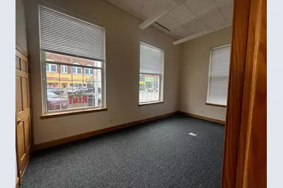 51 Downtown Plaza, Fairmont, MN 56031 - Photo 7