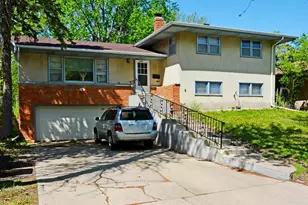 1639 Clarence St, Saint Paul, MN 55106 - Photo 1