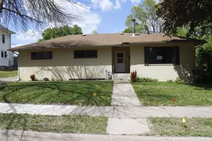 718 1st St SW, Faribault, MN 55021 - Photo 1