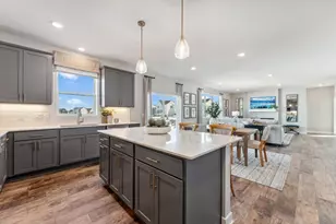 726 Winterberry Ln, Waconia, MN 55387 - Photo 5