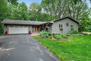 18520 29th Ave N, Plymouth, MN 55447 - Photo 1