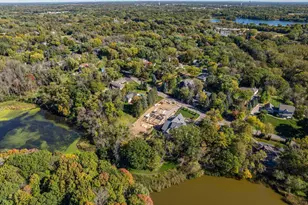 105 Queensland Ln N, Plymouth, MN 55447 - Photo 7