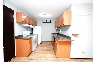 1601 N Innsbruck Dr, Fridley, MN 55432 - Photo 5