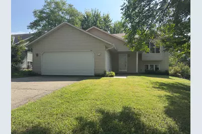 9013 91st Street S, Cottage Grove, MN 55016 - Photo 1