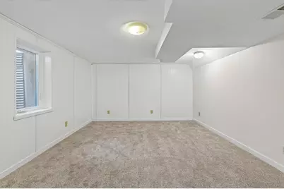 976 Lawson Avenue E, Saint Paul, MN 55106 - Photo 19
