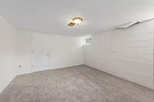 976 Lawson Ave E, Saint Paul, MN 55106 - Photo 21