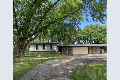 1004 S Ramsey Street, Redwood Falls, MN 56283 - Photo 1