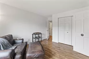 4207 Lakeside Ave N, Brooklyn Center, MN 55429 - Photo 9