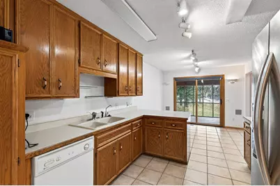 5357 Upper 147th Street W, Apple Valley, MN 55124 - Photo 11