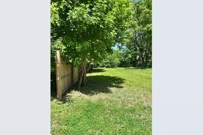 422 33rd Avenue N, Minneapolis, MN 55412 - Photo 5