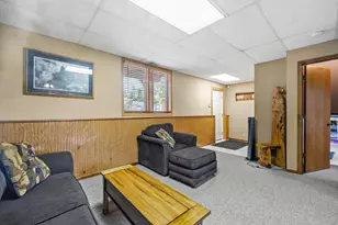 2511 Carver Ave E, Maplewood, MN 55119 - Photo 33