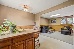 2511 Carver Ave E, Maplewood, MN 55119 - Photo 35